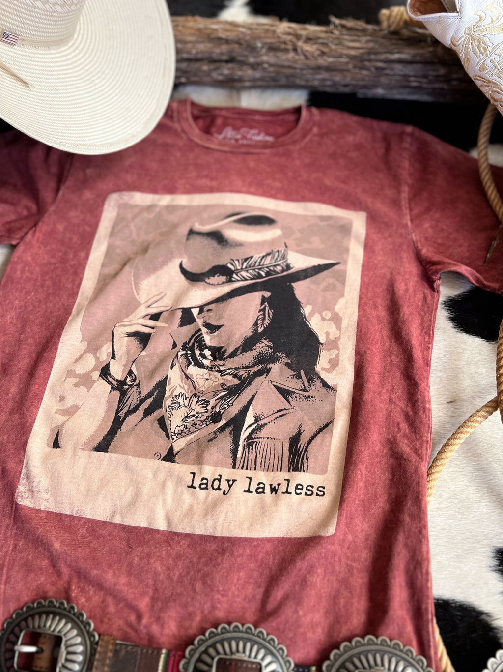 Lady Lawless Graphic Tee | shirtandskin