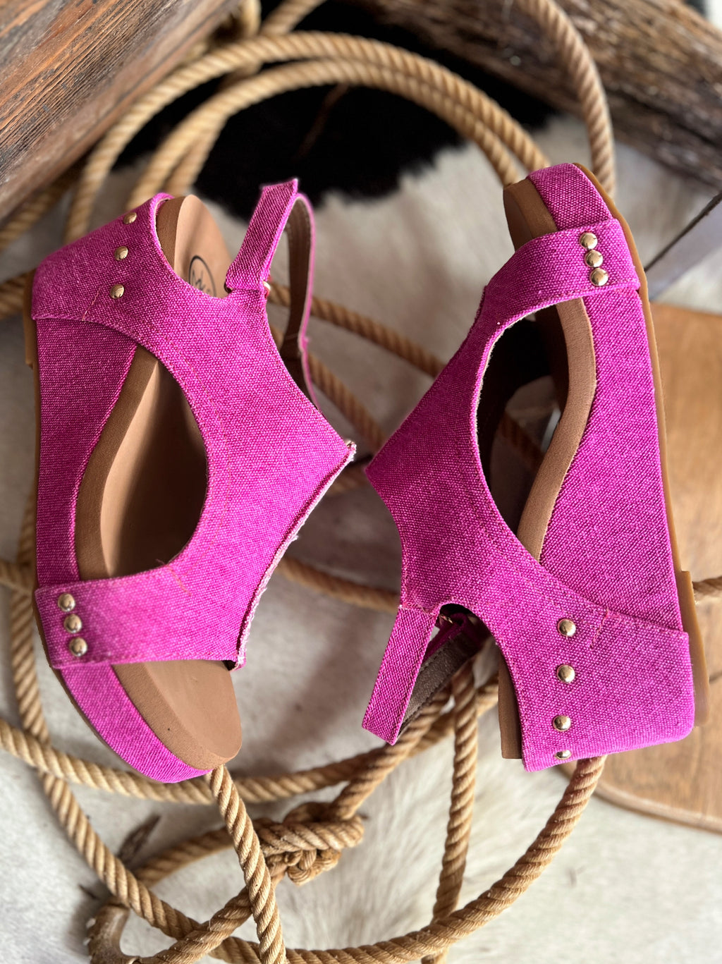 Melissa Fuchsia Wedges* | shirtandskin