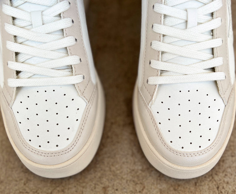 Juniper's Beige Star Sneakers | shirtandskin