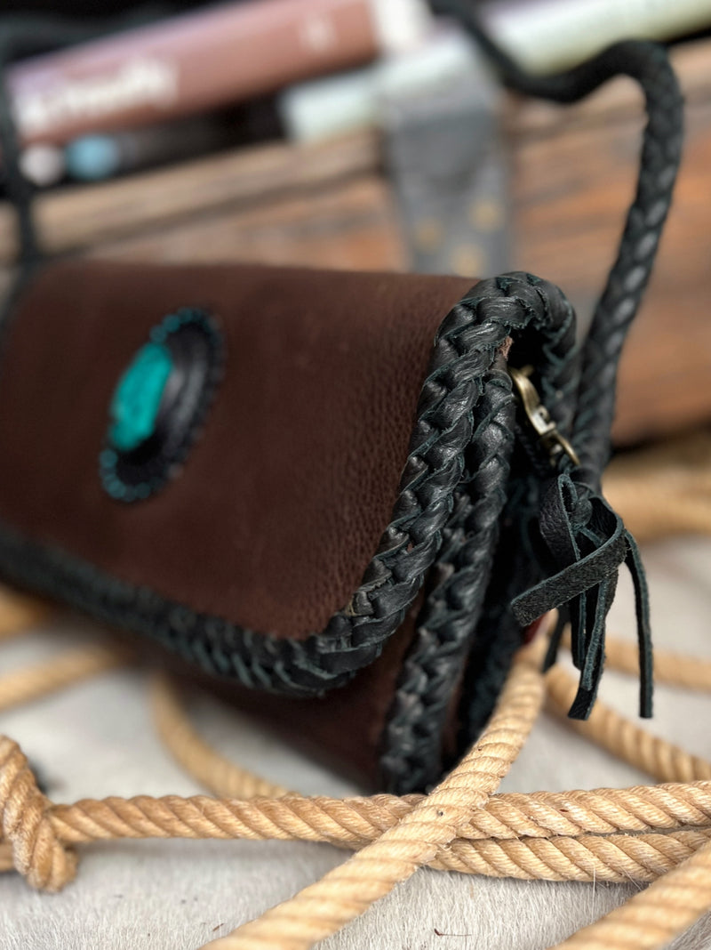 Darling Blue Eyes Leather Bag | shirtandskin