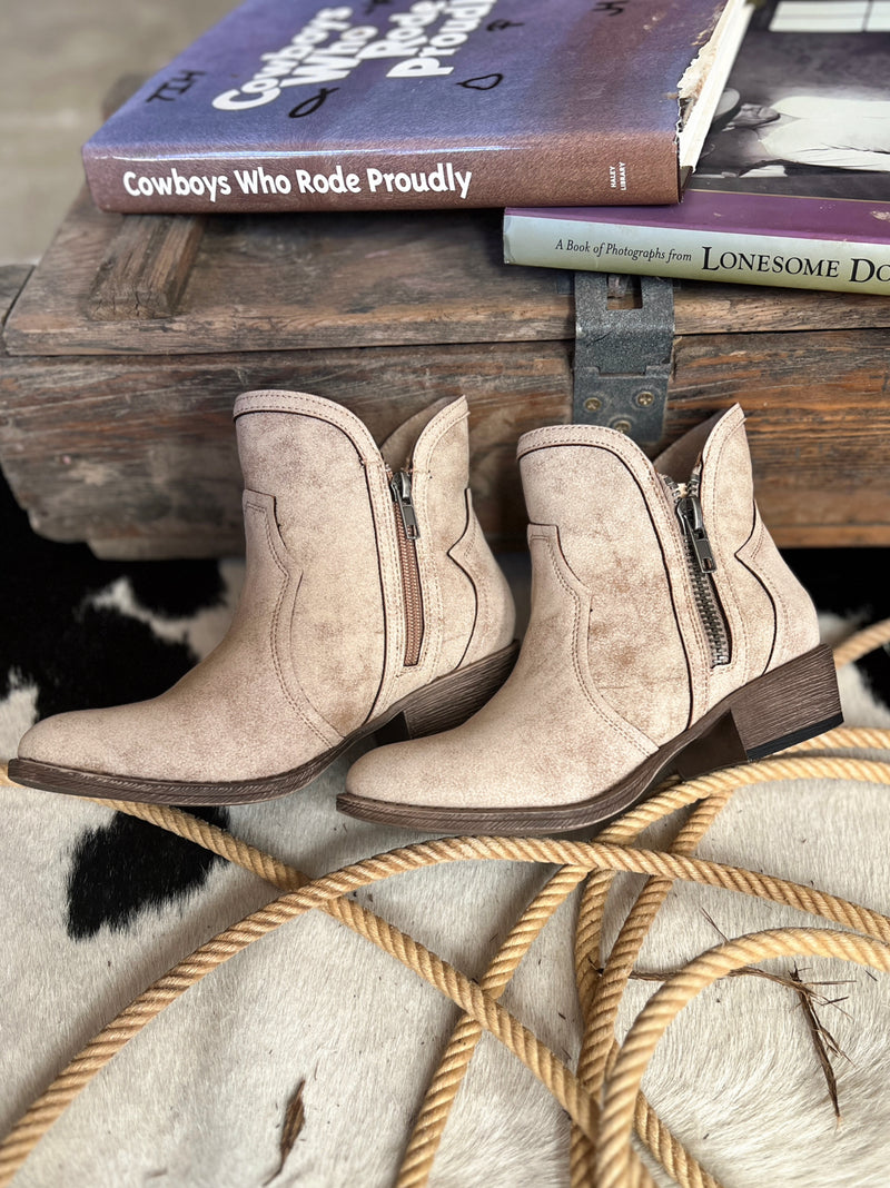 Muddy Mississippi Booties | shirtandskin