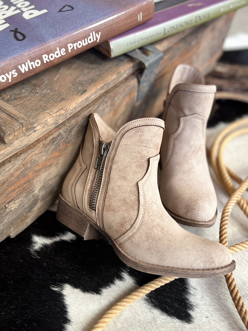 Muddy Mississippi Booties | shirtandskin