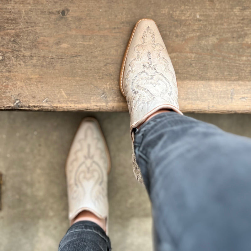 Cream Leather Hold A Grudge Booties | shirtandskin